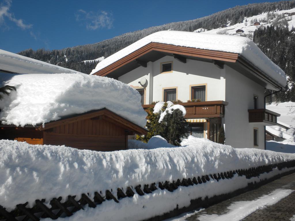 Hotel Haus Maria Leiter Sillian Exterior foto